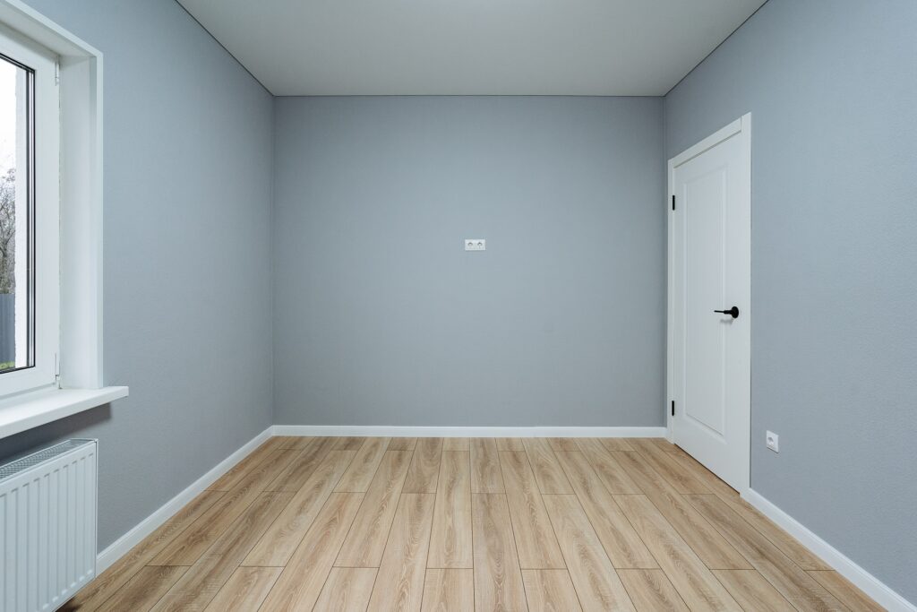Empty Room 