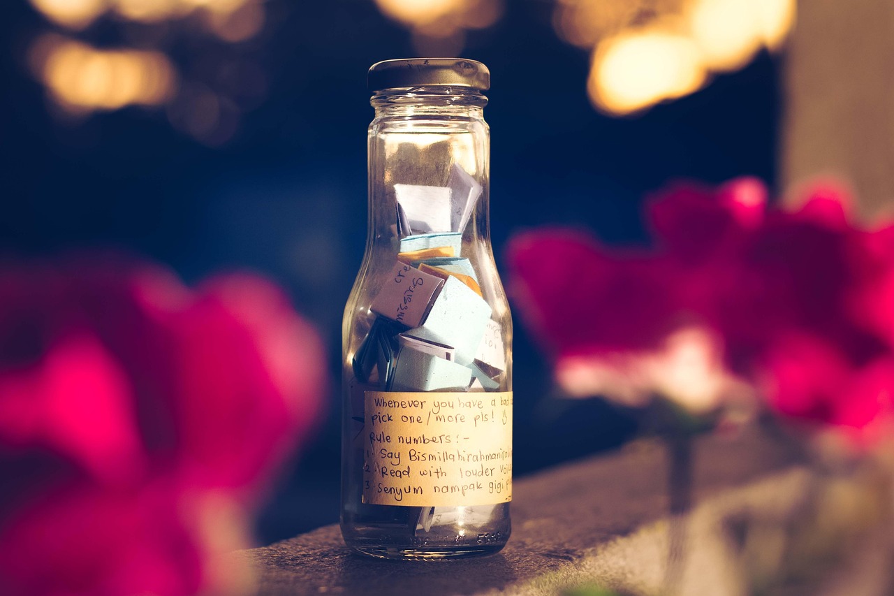 Make a Mini Memory Jar in Under 5 Minutes (No Craft Skills Needed)