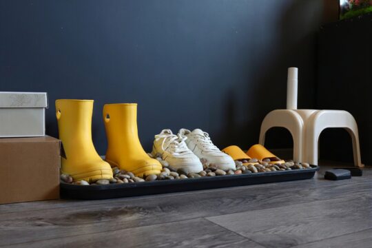 DIY Pebble Boot Tray