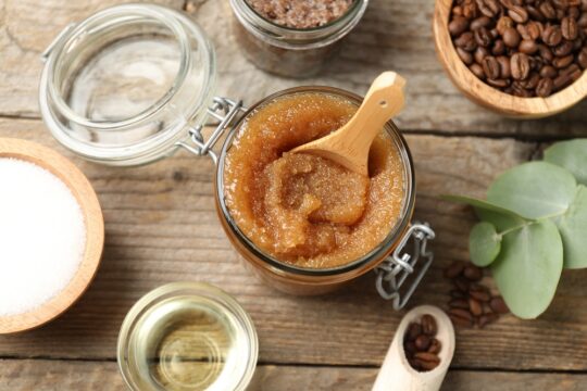 DIY Lip Scrub and Body Scrub Gifts in 5 Minutes